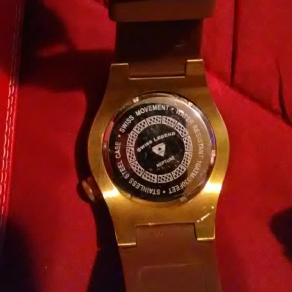 Watch - Picture 3 of 4